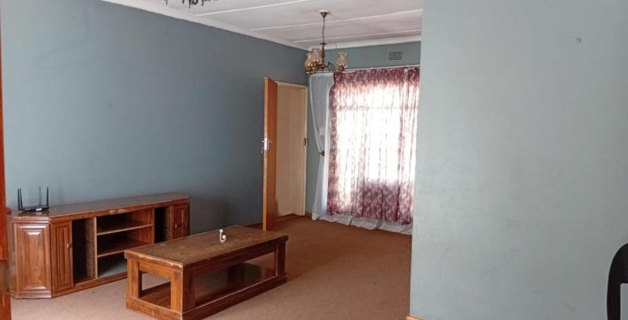 3 Bedroom Property for Sale in Uitsig Free State